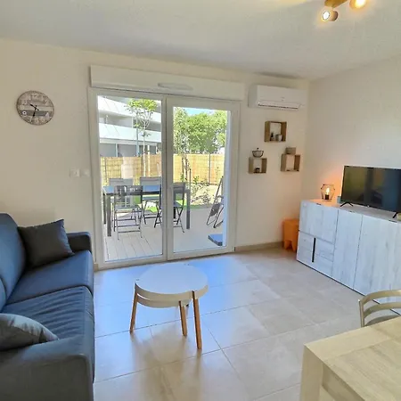 Maisonette In Valras-plage Near Sandy